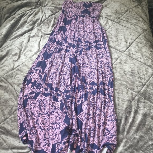 dress - Picture 1 of 2